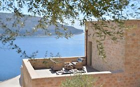 Akrolithi Boutique Hotel&Suites